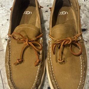 UGG Men's Brown Leather Boat Shoes size 9 10